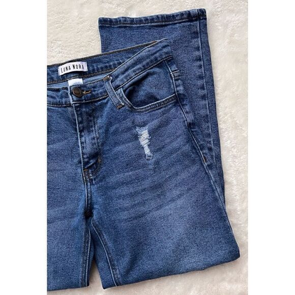 LUNA NORA MID-RISE CROPPED DISTRESSED STRAIGHT JEANS, Size 6 - Picture 3 of 14